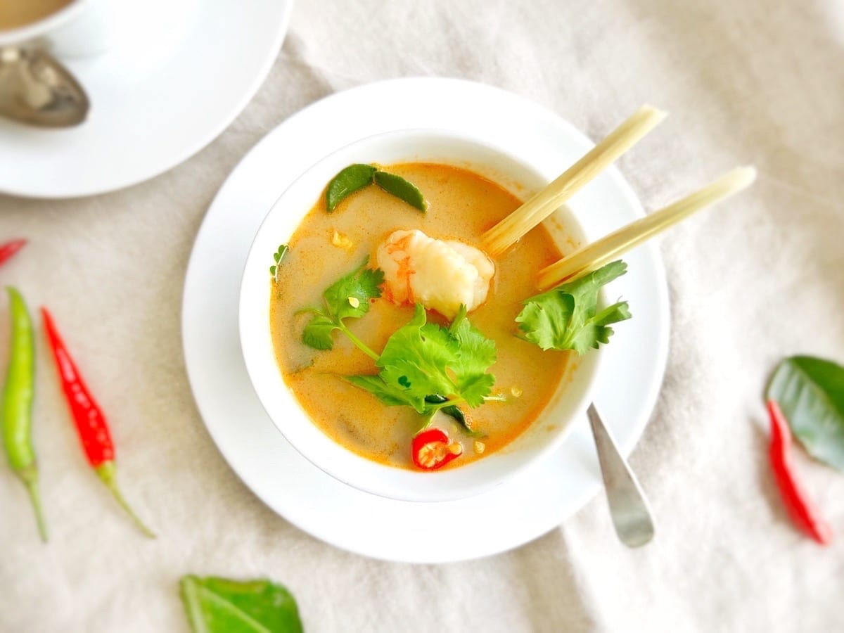 Soupe Tom Yum - la savoureuse soupe thaï - MinutePapillote